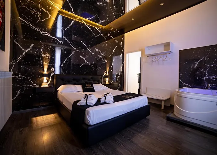 Maximum & ベッド・アンド・ブレックファスト 4*