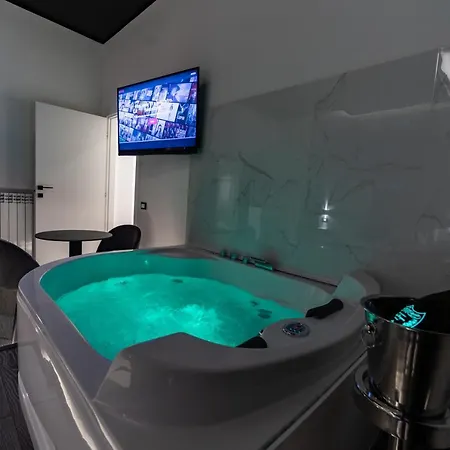 Maximum & Bed & Breakfast