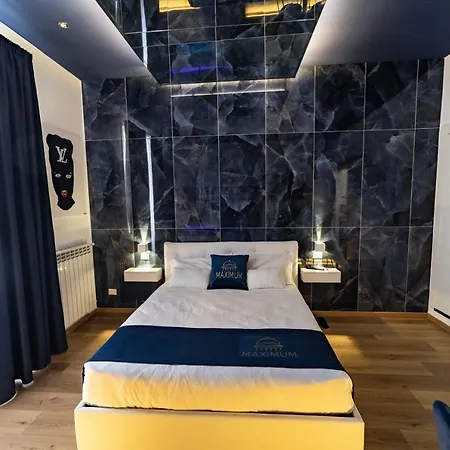 Maximum & Bed & Breakfast 4*