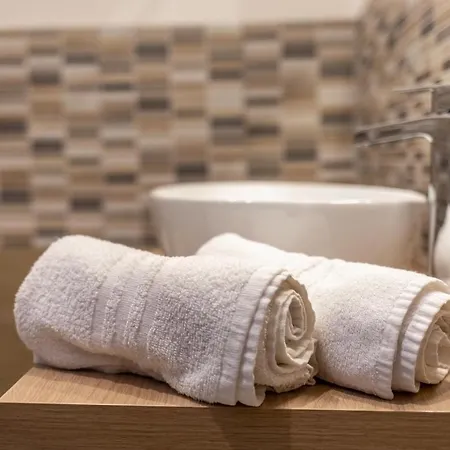 Maximum & Bed & Breakfast 4*